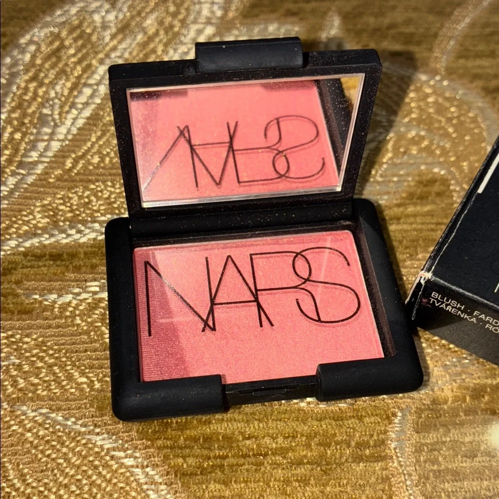NEW NARS Blush Compact in ORGASM 0.12 oz.